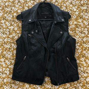 Rock & Republic faux leather vest- M